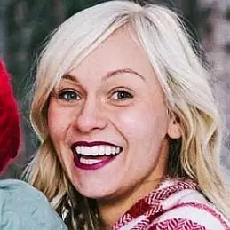 Hailey Devine net worth