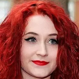 Janet Devlin net worth