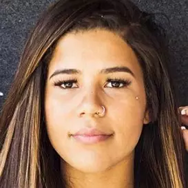 Johanna Devries net worth