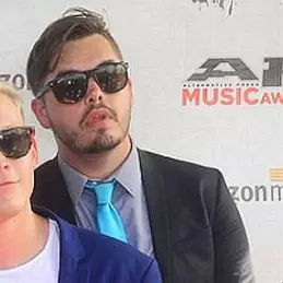 Zach Dewall net worth