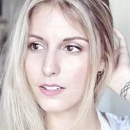 Agathe Diary net worth