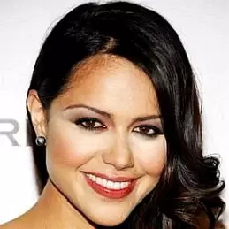 Alyssa Diaz net worth