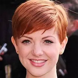 Lucy Dixon net worth