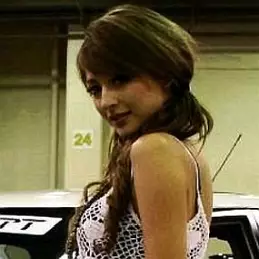 Leah Dizon net worth