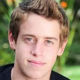 Dash Dobrofsky net worth
