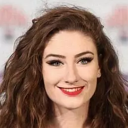 Amber Doig-Thorne net worth