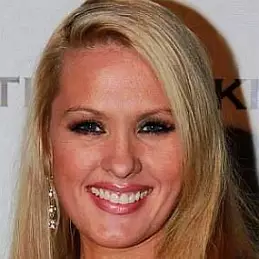 Darcy Donavan net worth