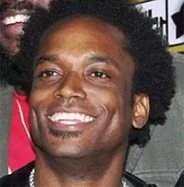 Captain Kirk Douglas net worth