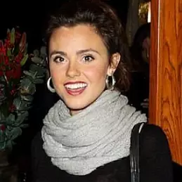 Poppy Drayton net worth