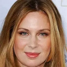 Anne Dudek net worth