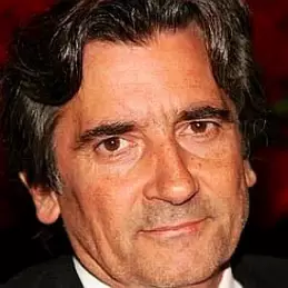 Griffin Dunne net worth