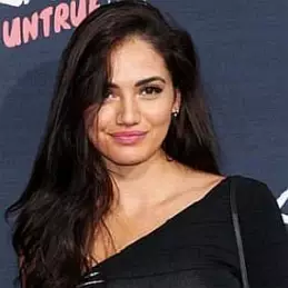 Maggie Duran net worth