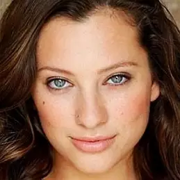 Makenzie Dustman net worth