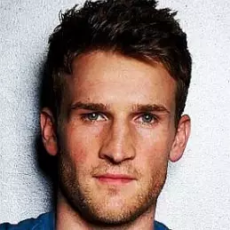 Claybourne Elder net worth