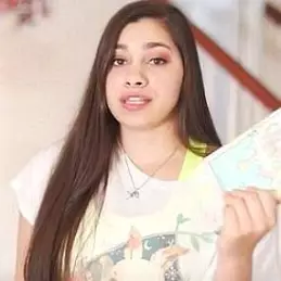 Moriah Elizabeth net worth