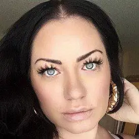Elke the Stallion net worth