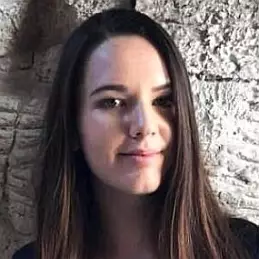 Amanda Elliott net worth