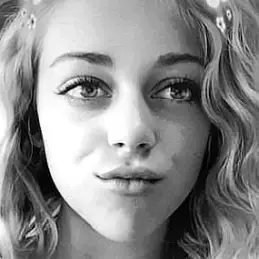 Sorta Emma net worth