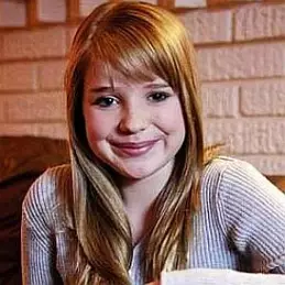 Hannah Endicott-Douglas net worth