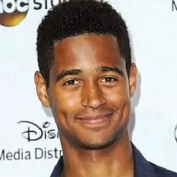 Alfred Enoch net worth
