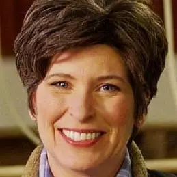 Joni Ernst net worth