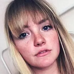 Lindsey Erstad net worth