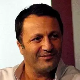 Jacques Essebag net worth