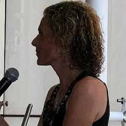 Elizabeth Falkner net worth