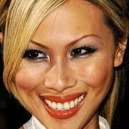 Etty Lau Farrell net worth