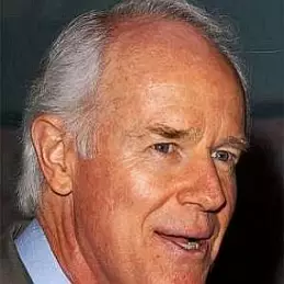 Mike Farrell net worth