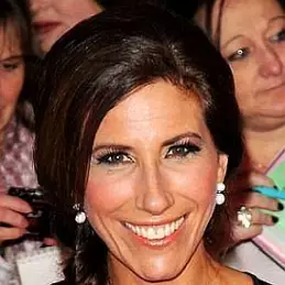 Gaynor Faye net worth