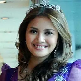 Nur Fazura net worth