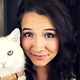 Alayna Fender net worth