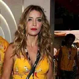 Christine Fernandes net worth