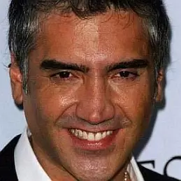 Alejandro Fernandez net worth