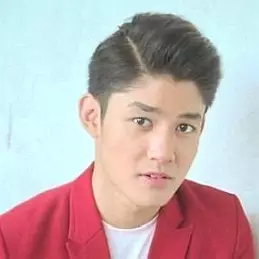 Grae Fernandez net worth