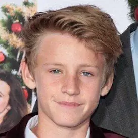 Magnus Ferrell net worth