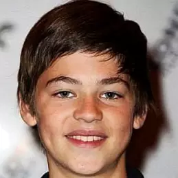 Hero Fiennes-Tiffin net worth