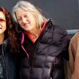 Annie Finch net worth