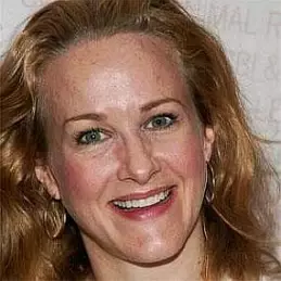 Katie Finneran net worth