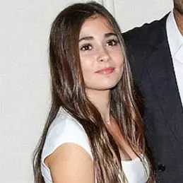 Sierra Fisher net worth