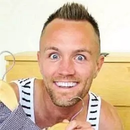 Darren Fizz net worth