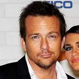 Sean Patrick Flanery net worth