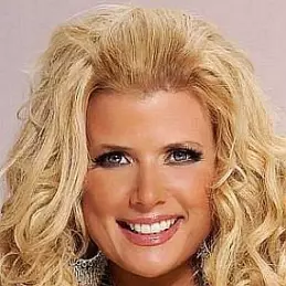 Sissi Fleitas net worth