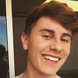 Aram Flood net worth