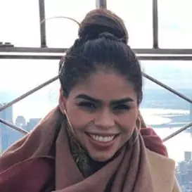 Fernanda Flores net worth