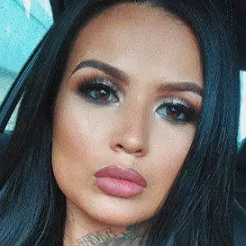 Katherine Flores net worth