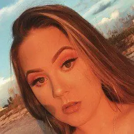 Jocelyn Flynn net worth