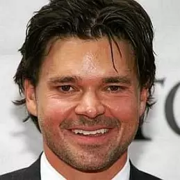Hunter Foster net worth
