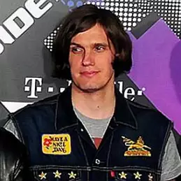 Nikolai Fraiture net worth